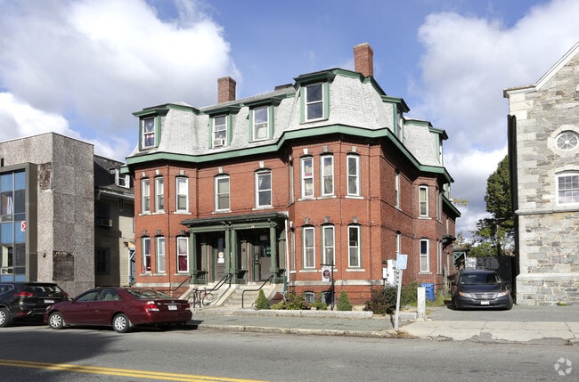 Photo - 169-171 Haverhill St Apartments