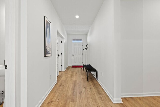 Photo - 8190 Smiths Cir