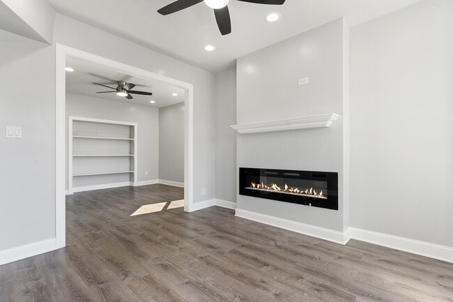 Photo - 6239 S Langley Ave