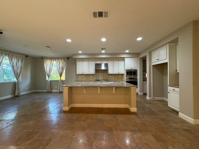 Photo - 7200 Cordially Way