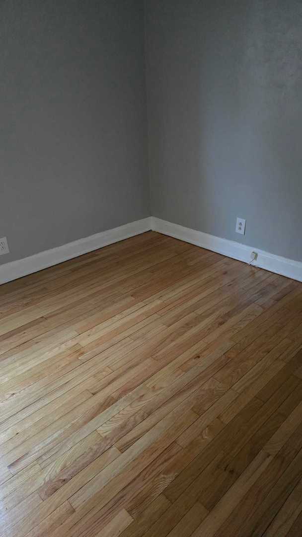 Photo - 11926 S La Salle St