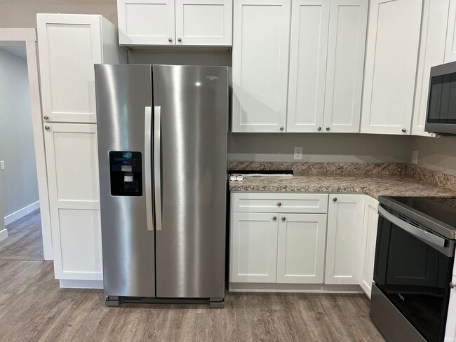 Photo - 328 Freeman Rd