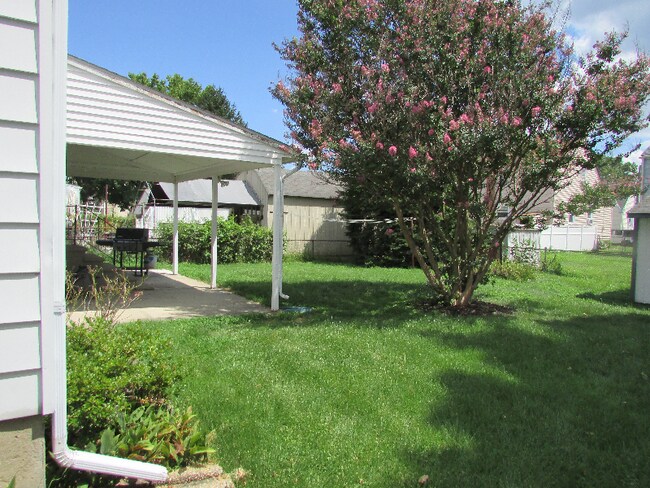 Photo - 113 Chalmers Ave Unit 2nd Floor