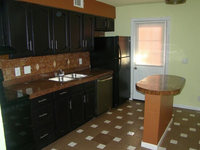 Building Photo - 4708 E Caballero St Unit 3