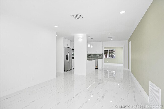 1437 SW 1st Ave