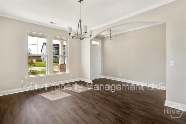 Photo - 196 Brickhill Cir