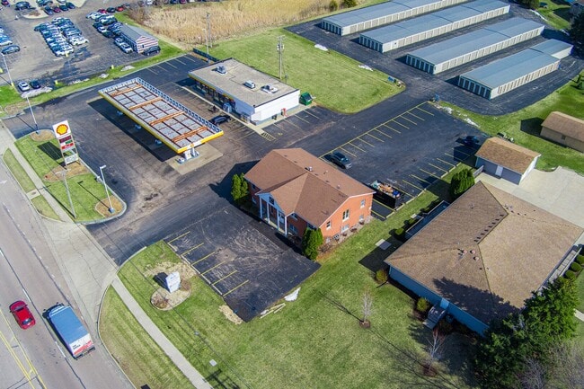 Photo - 1430 DeKalb Ave Unit B