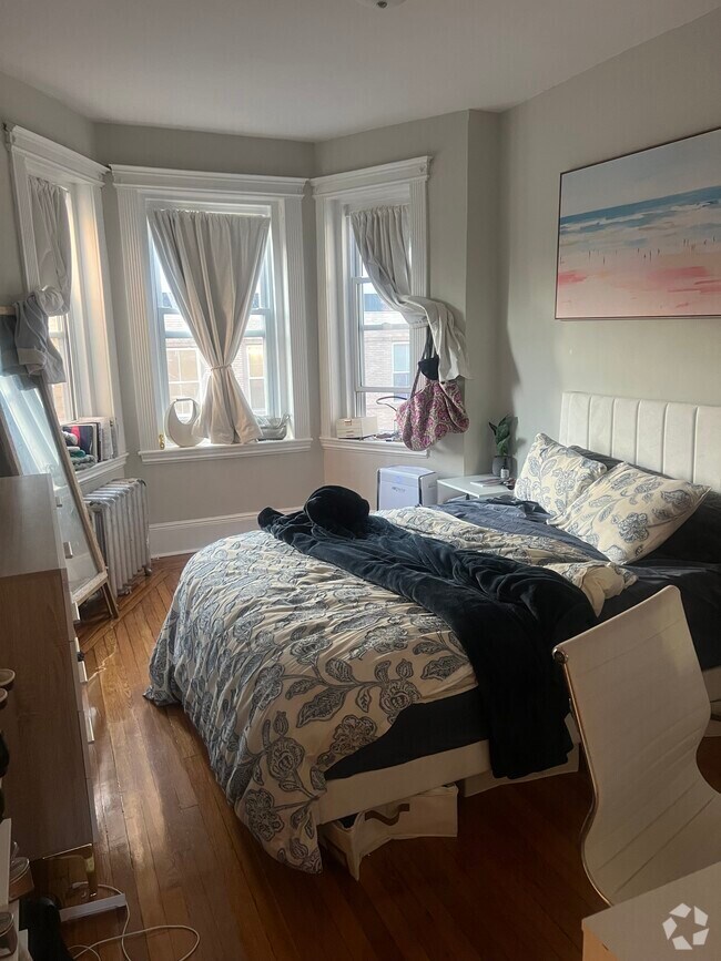Building Photo - 65 Hemenway St Rental