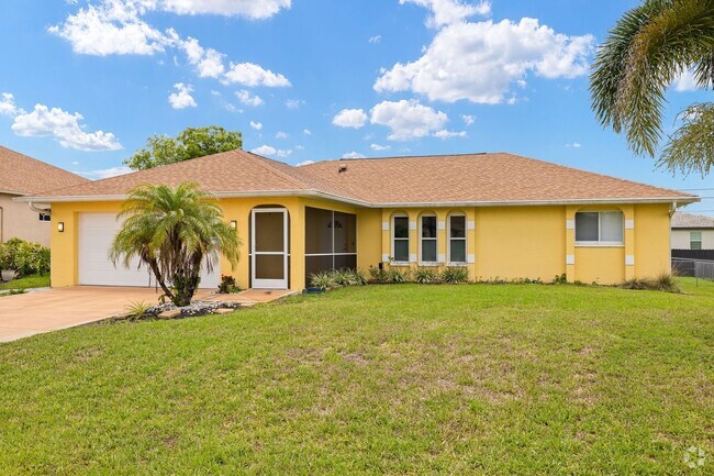 Building Photo - 3 Bedroom 2 Bath Home