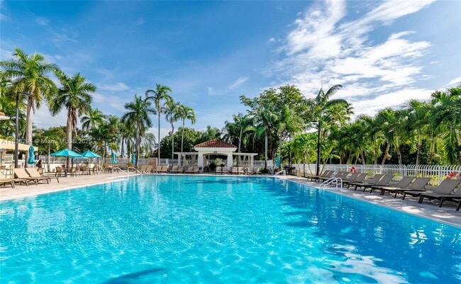 Photo - 4725 NW 103rd Ct