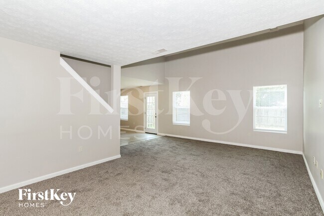 Photo - 5712 Clemens Dr