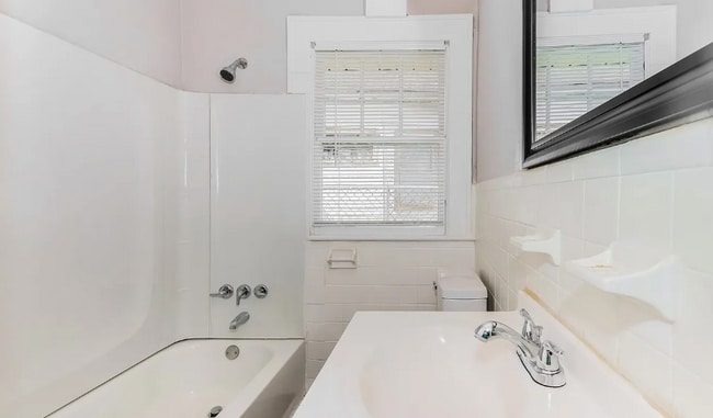 Photo - 1915 Beech Ave