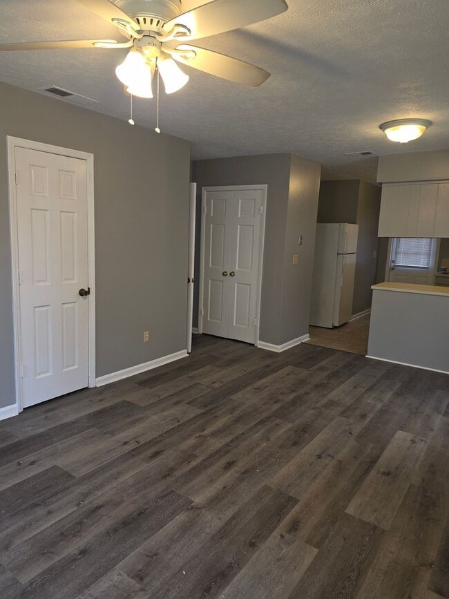 Photo - Kings Mountain Unit B