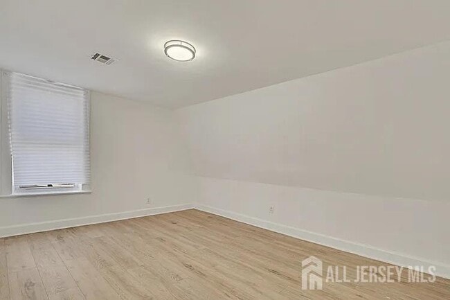 Photo - 110 N 17th St Unit 3