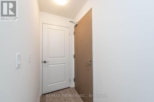 Photo - 10 Rouge Valley Dr W Unit 808