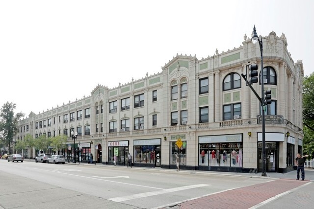 Building Photo - 4552 N Clark St Unit 224 Rental