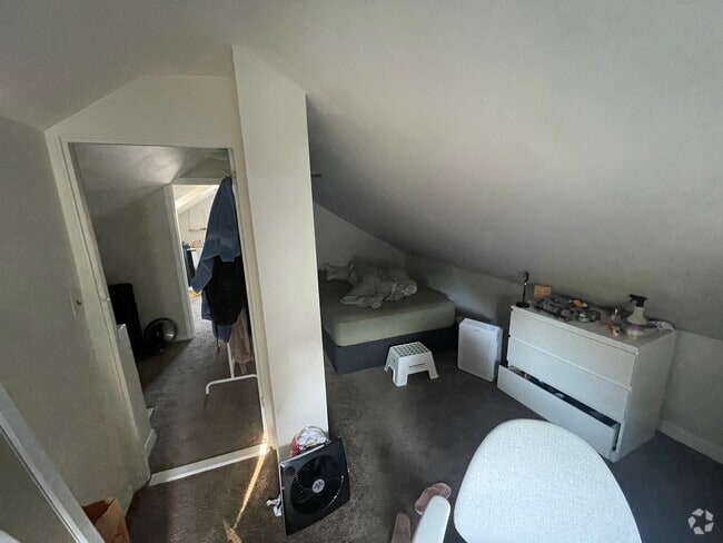 Building Photo - 14 Fairmount St Unit 1 Rental