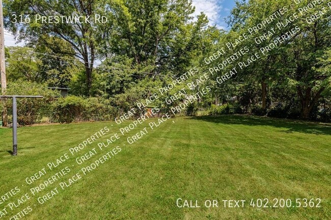 Photo - 316 Prestwick Rd