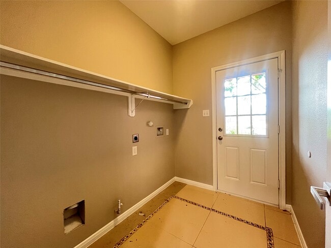 Photo - 6430 Skyview Dr