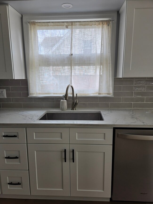 116 Greenlawn Ave
