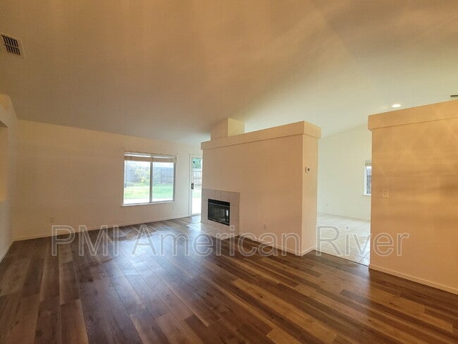 Photo - 8695 Misty Ct