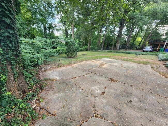 Photo - 2431 N Decatur Rd