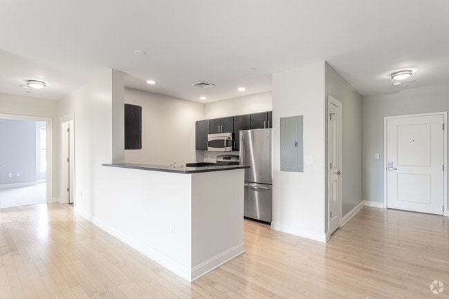 2BR, 1BA - Kitchen