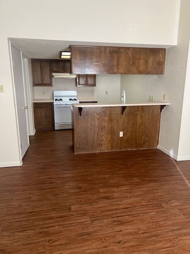 310 Tamara Dr Unit B
