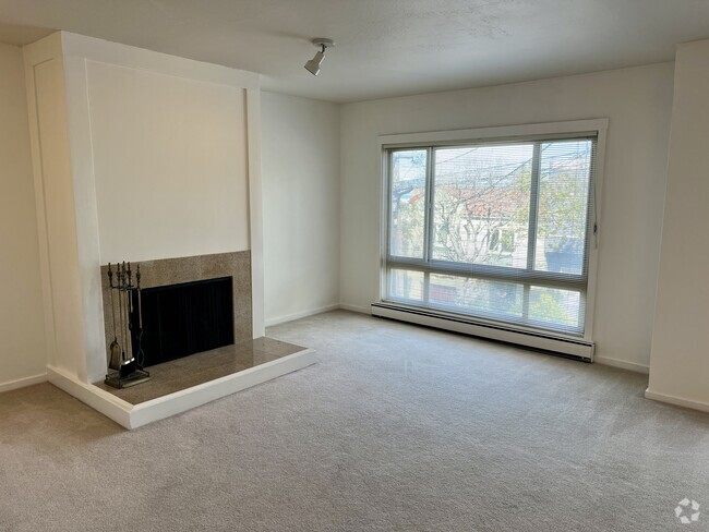 Building Photo - 460 Collingwood St Unit 460 Rental