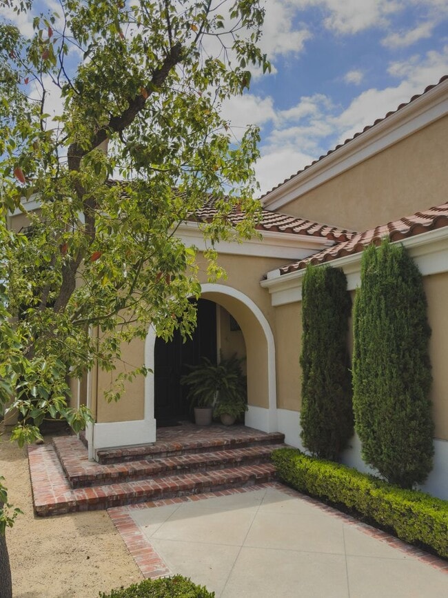 Photo - Elegant Mediterranean Living with Private Pergola Garden & Resort Amenities