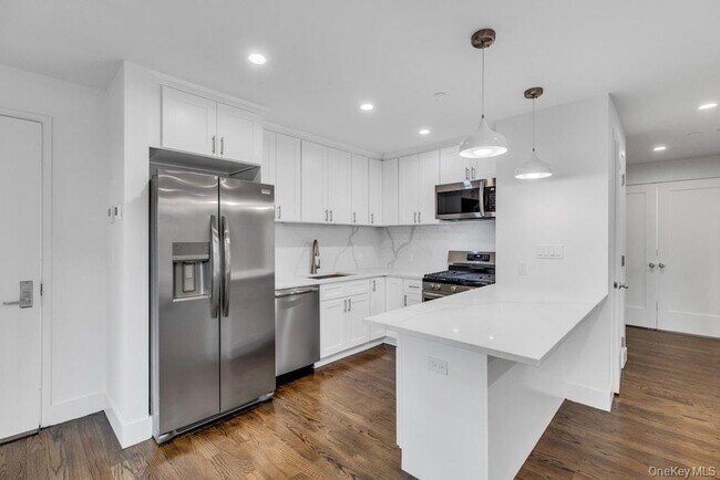 1431 Old Northern Blvd Unidad 4