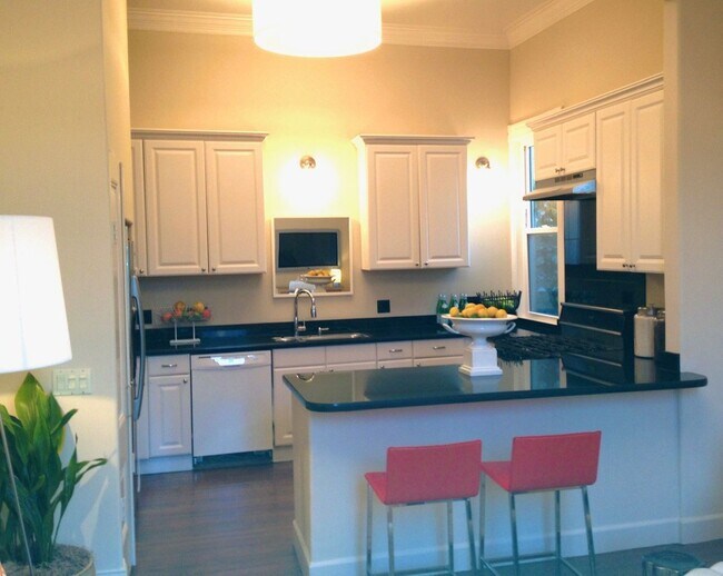 Photo - 501 Broderick St Unidad A