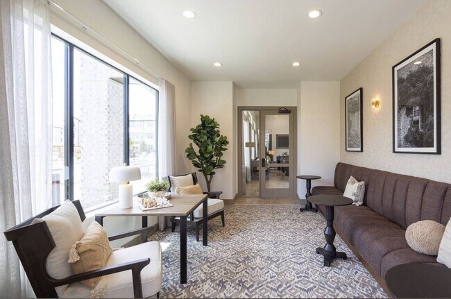 Photo - 10203 Karsten Rd Unidad 1111