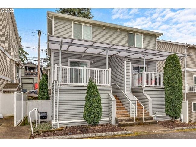 Photo - SEE LISTING for SPECIALS - Recently Refres... Unit 11865