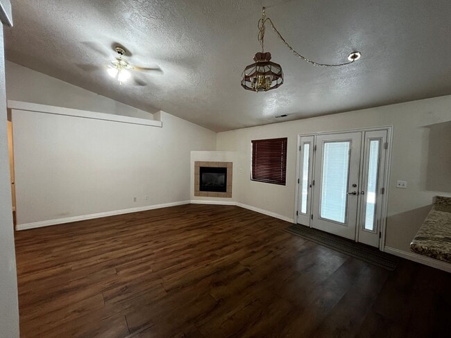 Photo - 4192 W 150 N