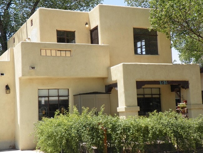 Photo - 522 14th St NW