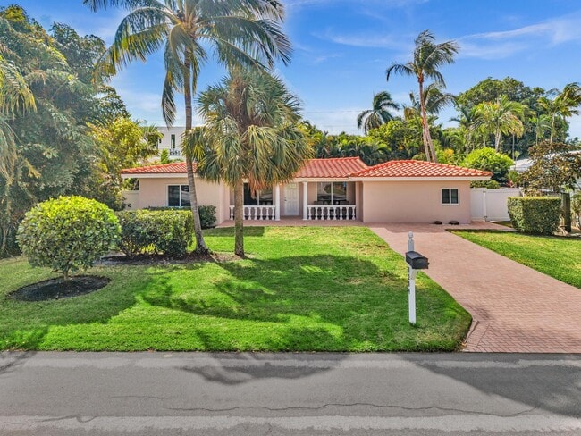 Photo - 3204 Beacon St