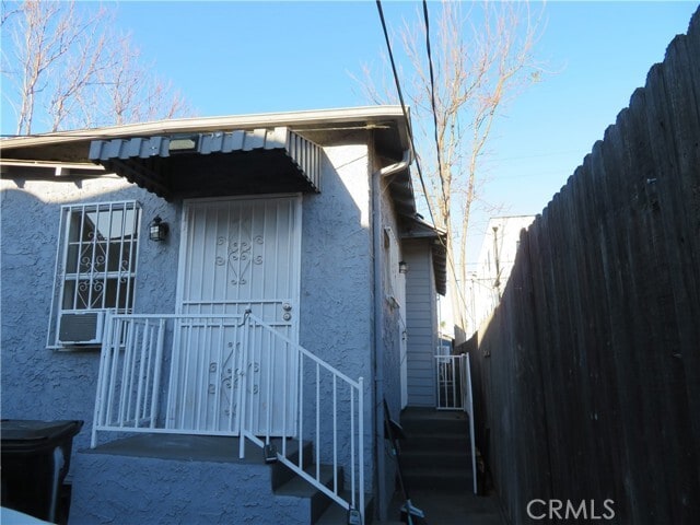 Photo - 3923 Normandie Ave