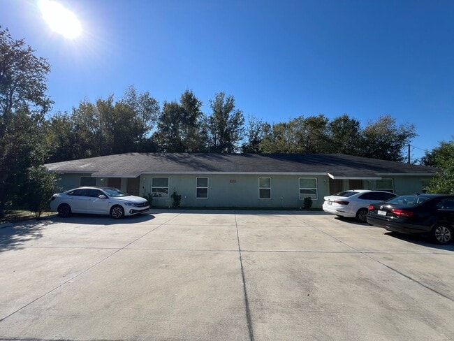 Photo - Available now! Lovely 2 Bedroom, 2 Bathroo...