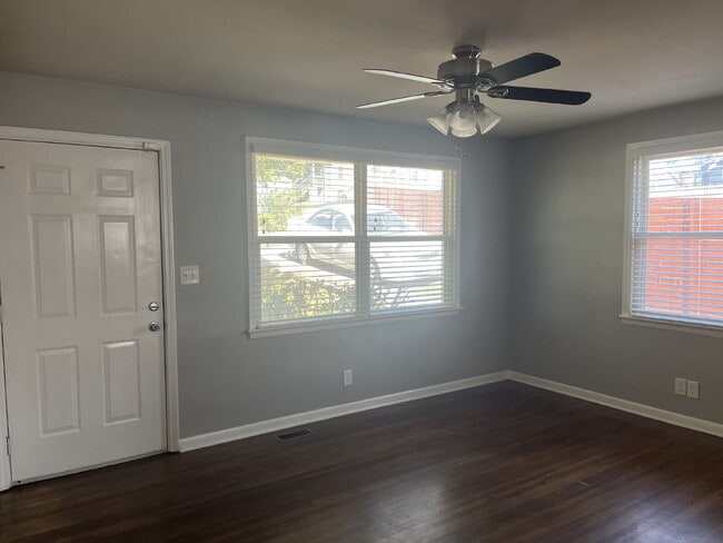 Photo - Charming 2 Bed, 1 Bath Nashville Rental - ...