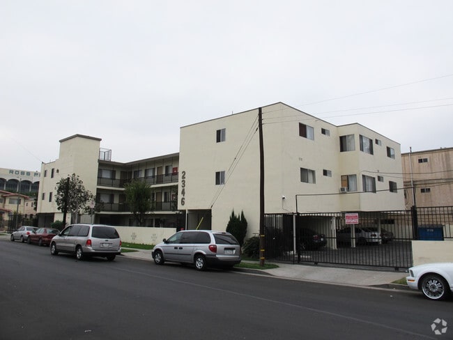 Photo - 2346 W. 18th St