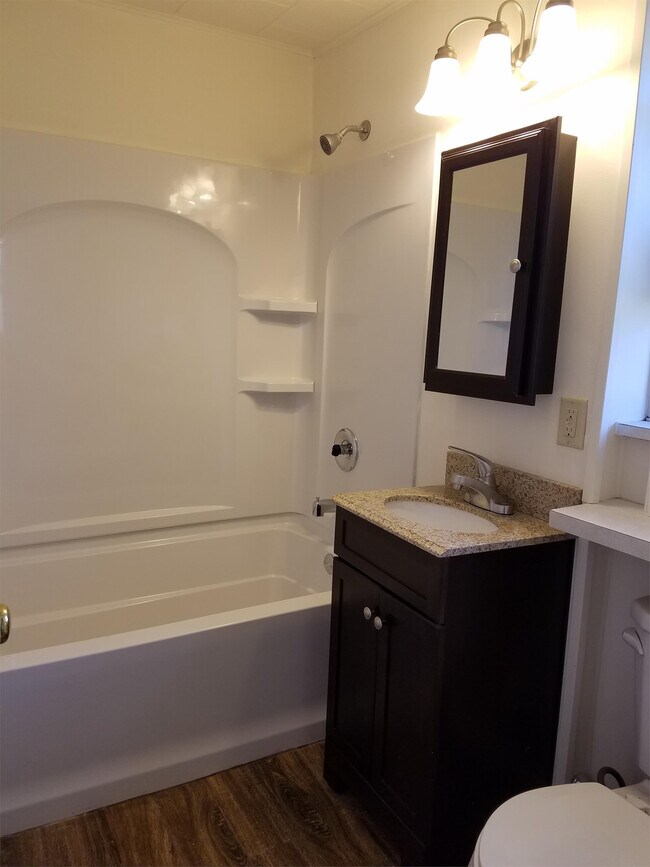 Photo - 1935 E Pennsylvania St