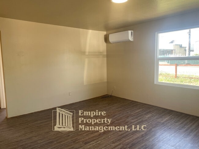 173 N Seneca Rd