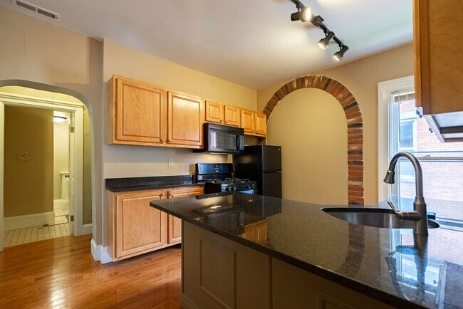 Photo - 92 W 5th Ave Unidad 92 W. 5th Ave Apt. 201