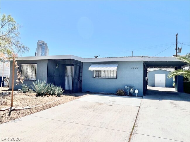 Photo - 2300 Santa Clara Dr