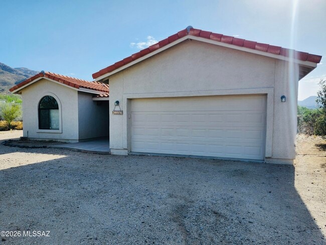Photo - 11065 E Snyder Rd