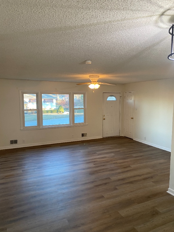 Photo - 6802 N Flora Ave