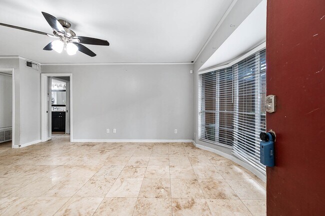 2575 Marilee Ln Unit 3