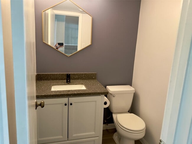 Photo - 10168 Beekman Pl Dr