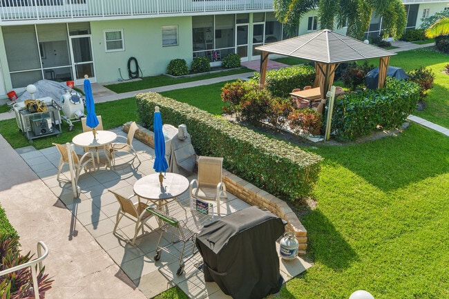 Photo - 2100 NE 38th St Unit 138